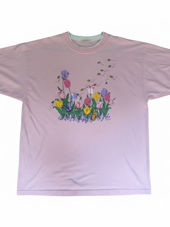 Tops - VTG Cottagecore Floral Bee’s Oversized Tee